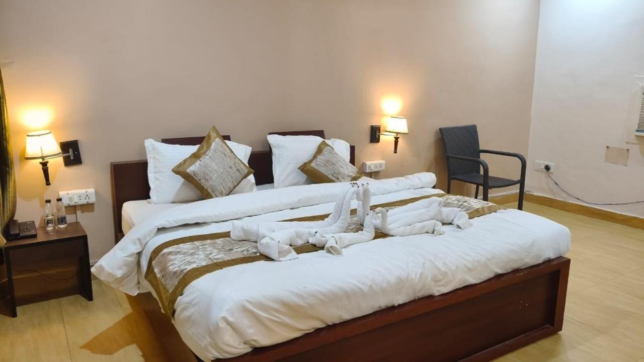 Hotel Shree Krishna Jungle Resort 카주라호 외부 사진